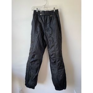 Etirel Ski Snow Pants Korean size 30 XS Black Insulated Zip Legs and Pockets